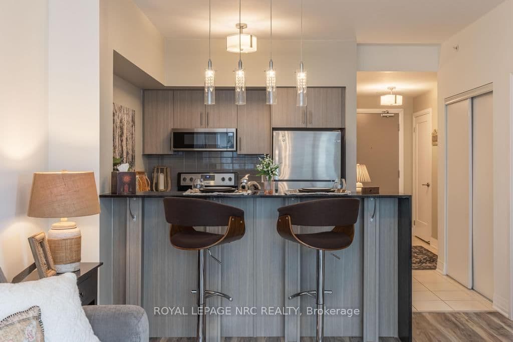 10 Concord Place, Unit 412 thumbnail 8