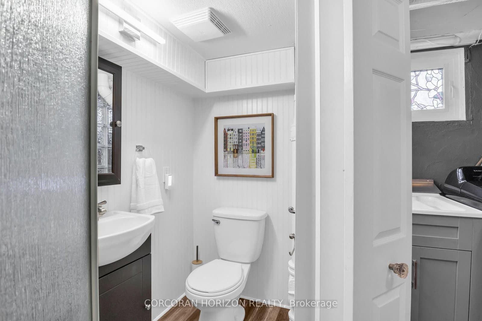296 Weber Street E thumbnail 25