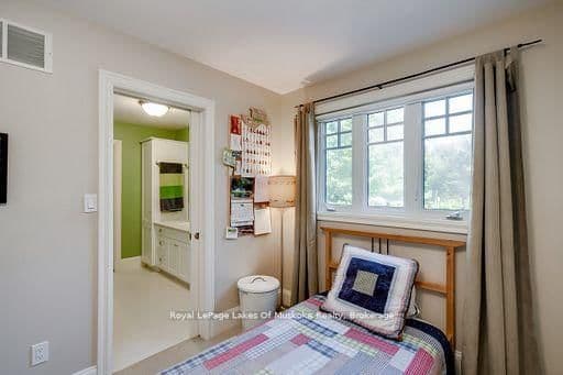 230 Ecclestone Drive thumbnail 19