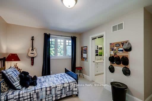 230 Ecclestone Drive thumbnail 21