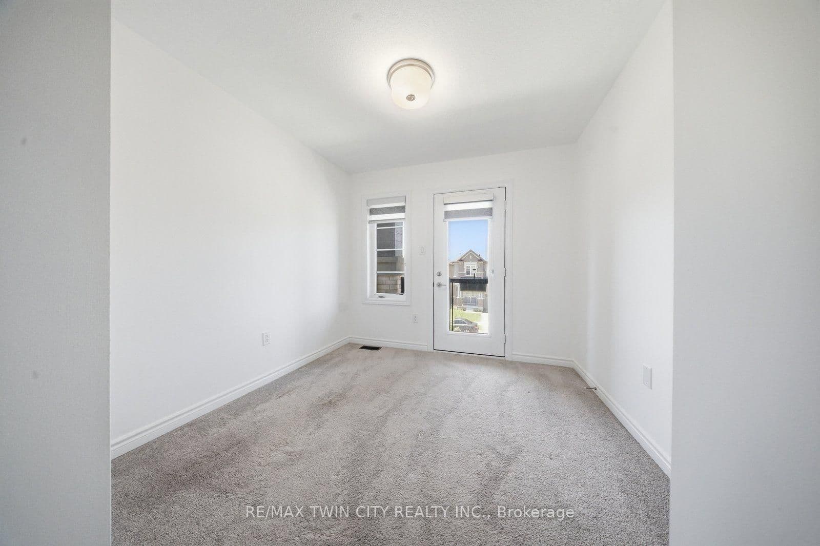 26 Copeman Avenue thumbnail 18