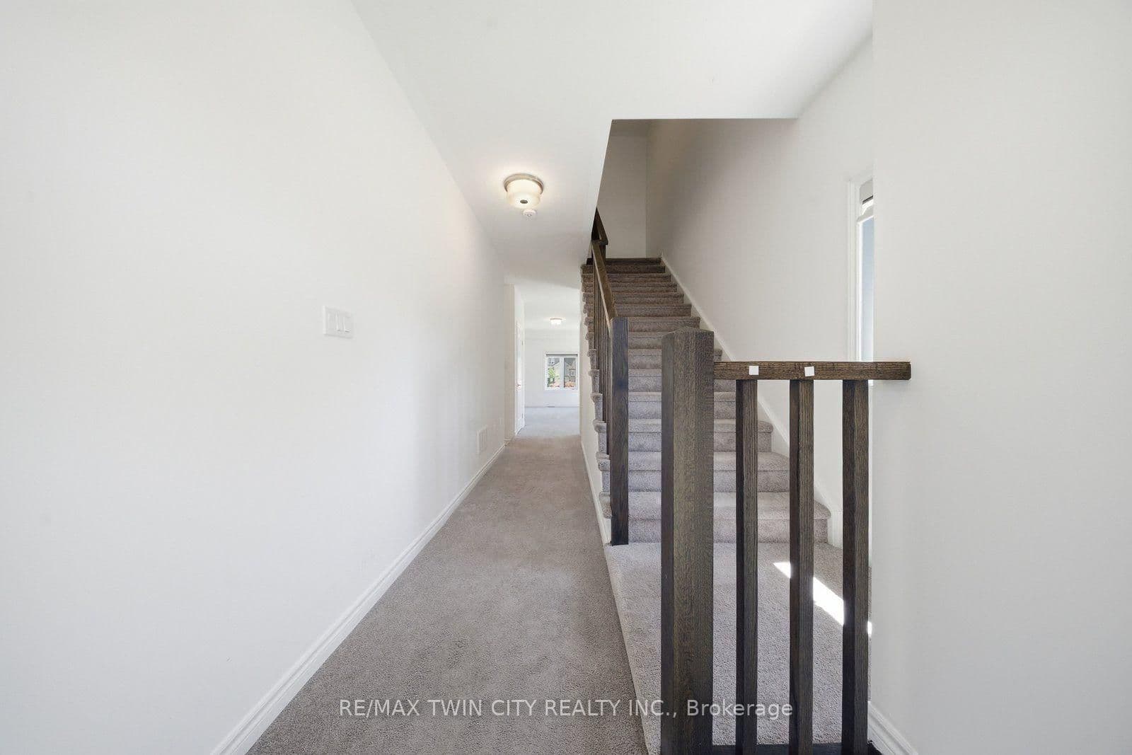 26 Copeman Avenue thumbnail 6