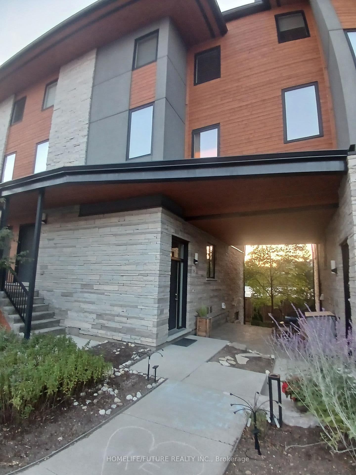 32 Arkell Road, Unit 18 thumbnail 3