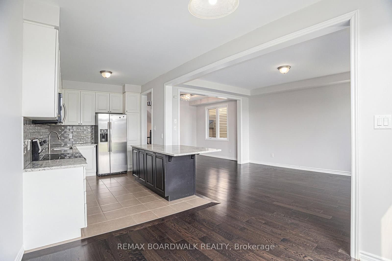 628 MONARDIA Way thumbnail 5