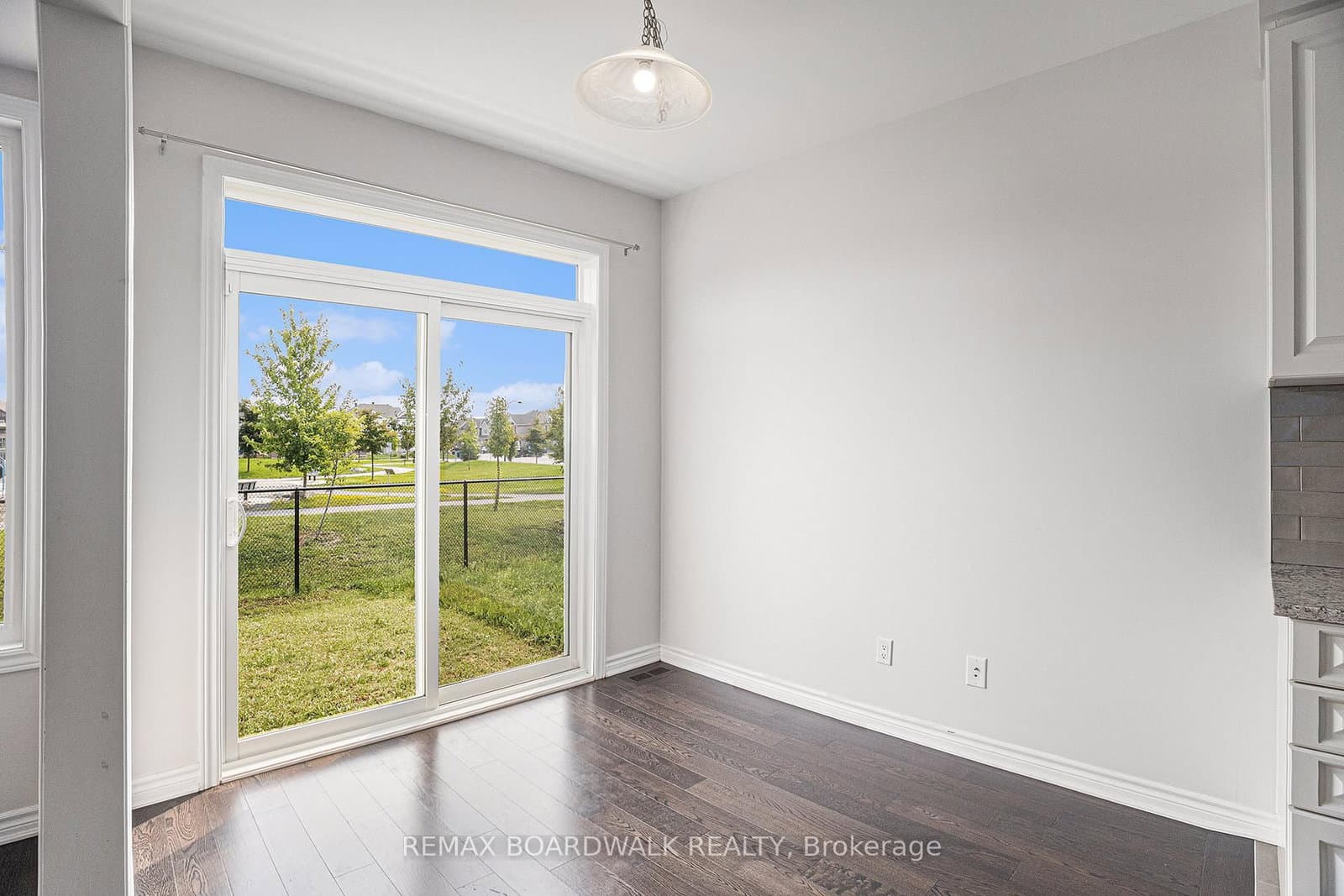 628 MONARDIA Way thumbnail 8