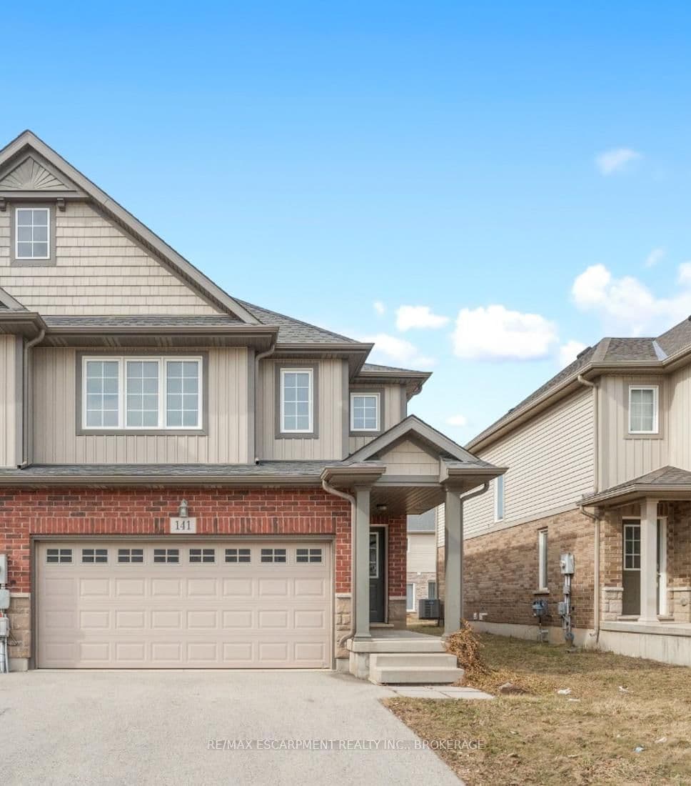 141 Winterberry Boulevard, Unit Main thumbnail 3
