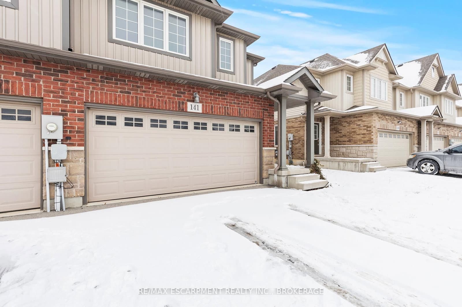 141 Winterberry Boulevard, Unit Main thumbnail 32
