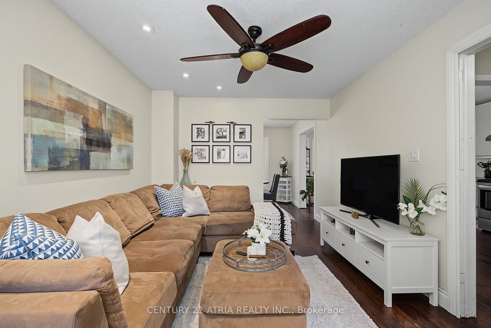 6 Burnham Boulevard thumbnail 10