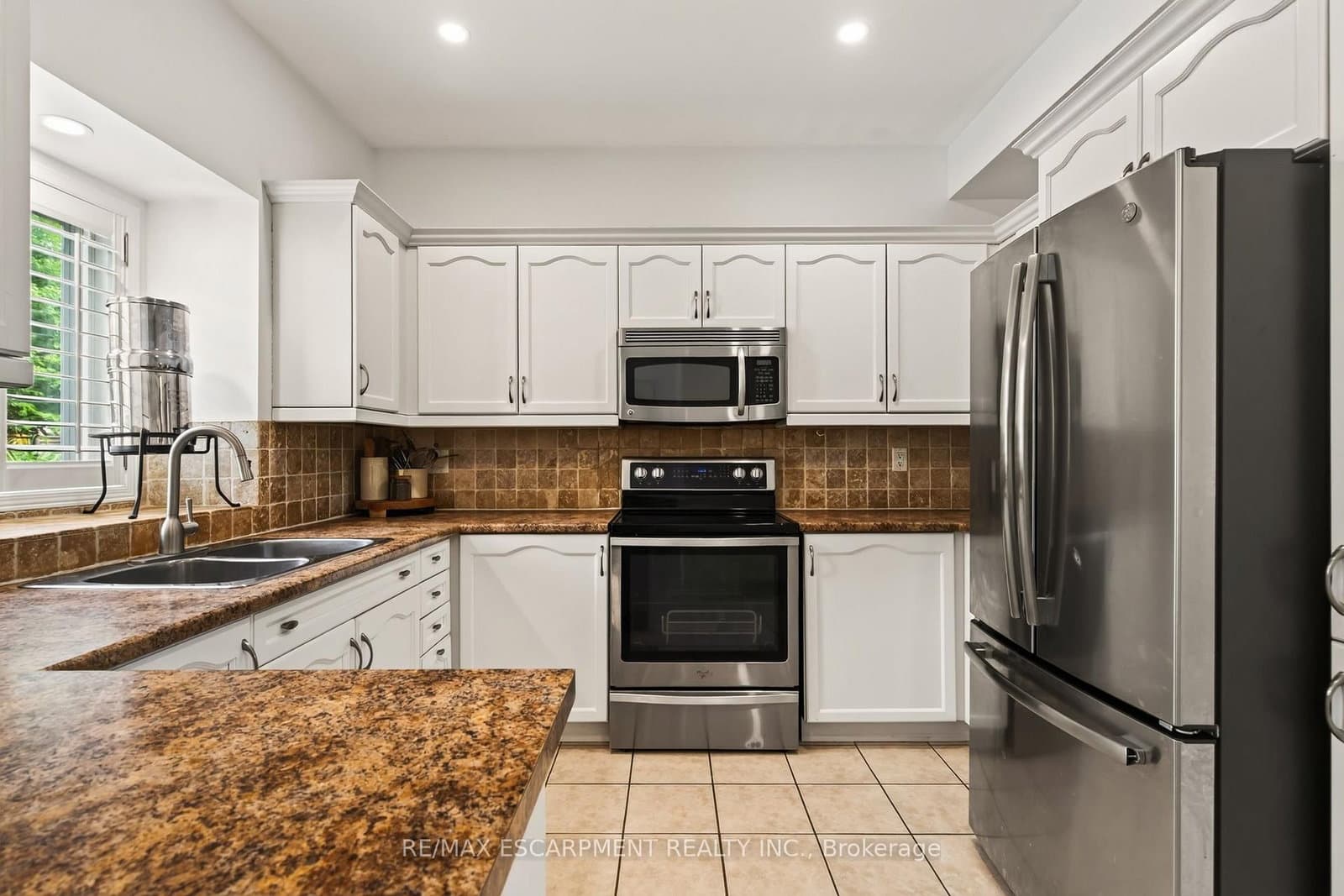 150 DAVIDSON Boulevard thumbnail 16