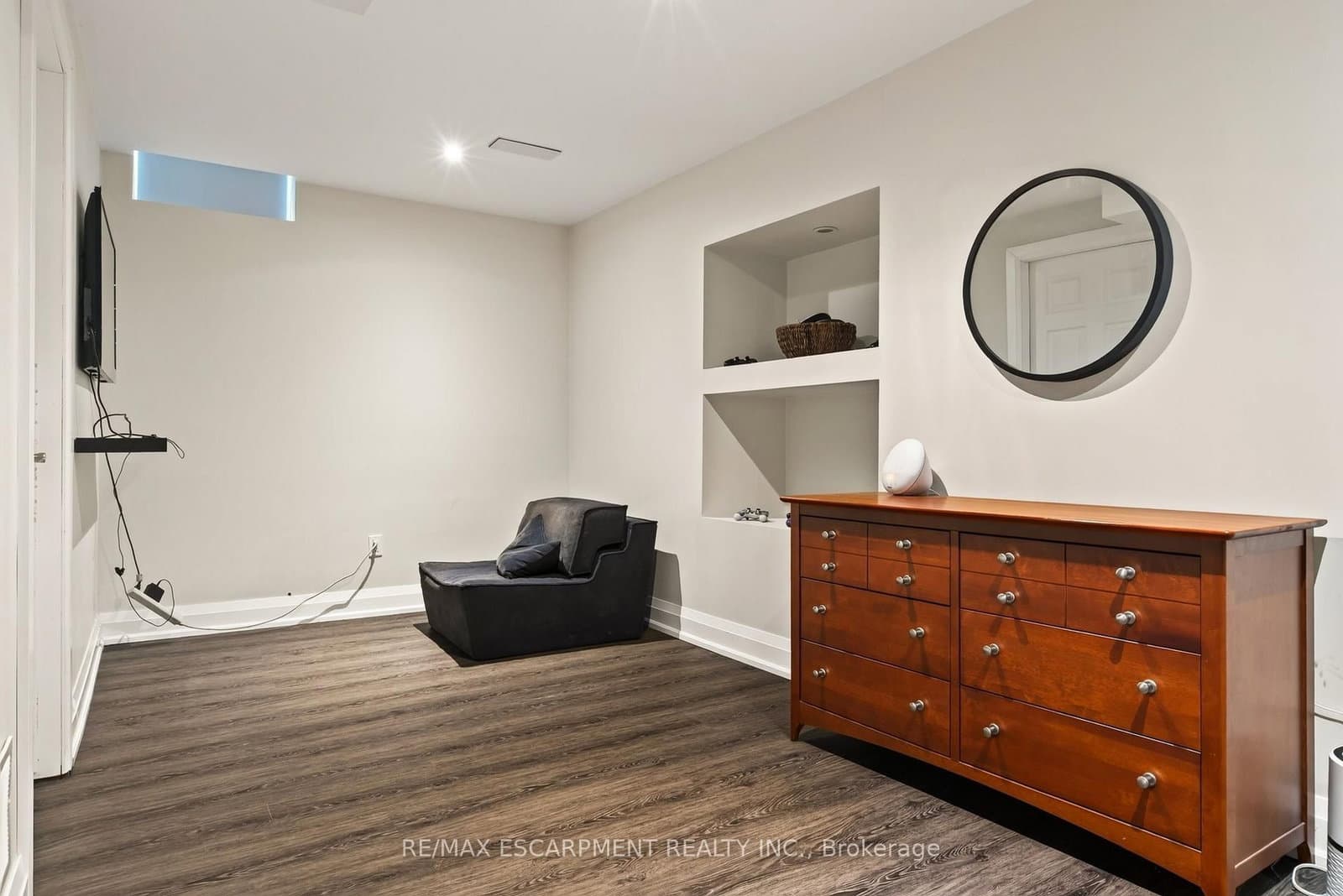 150 DAVIDSON Boulevard thumbnail 37