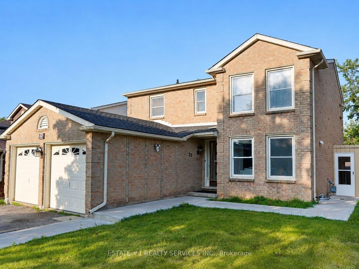 35 Golden Meadow Drive thumbnail 3