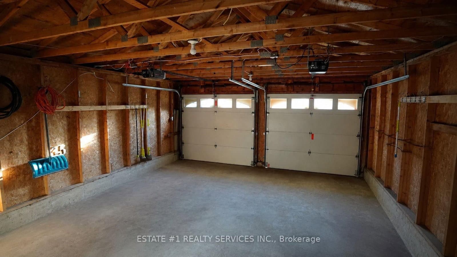 35 Golden Meadow Drive thumbnail 42
