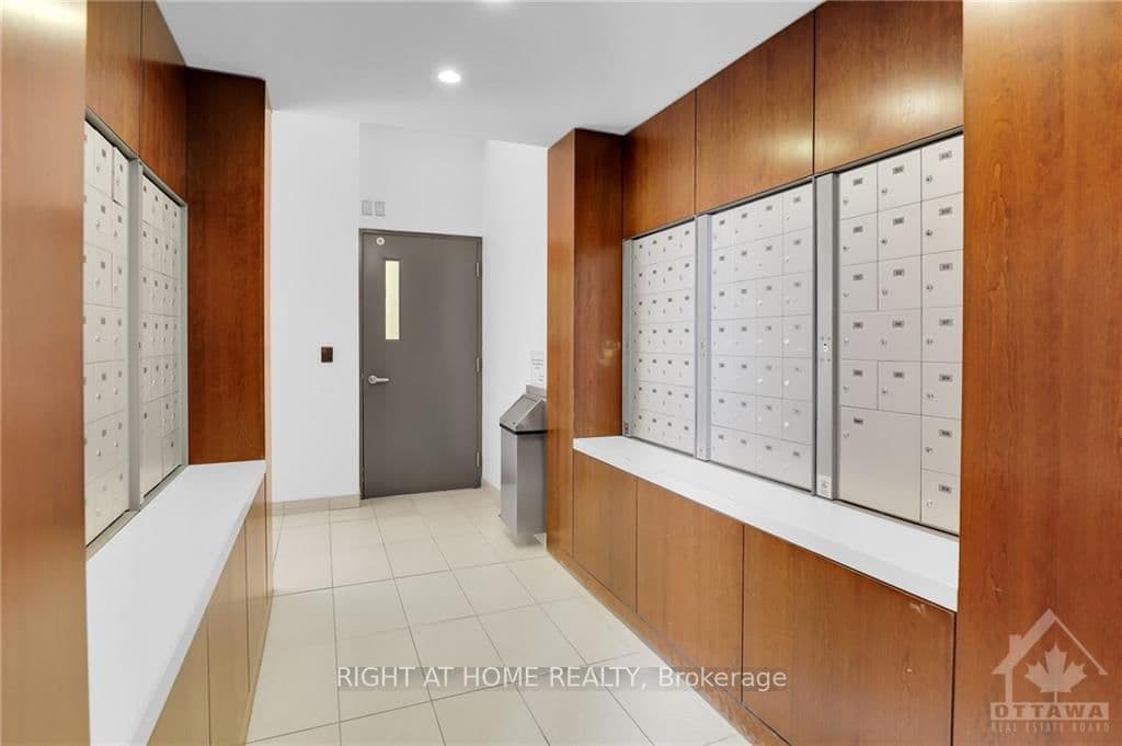 354 Gladstone Avenue, Unit 325 thumbnail 4