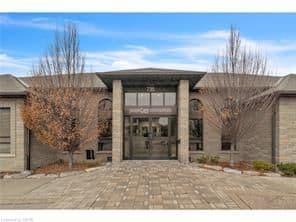 735 Bridge Street W thumbnail 2