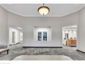 735 Bridge Street W thumbnail 4