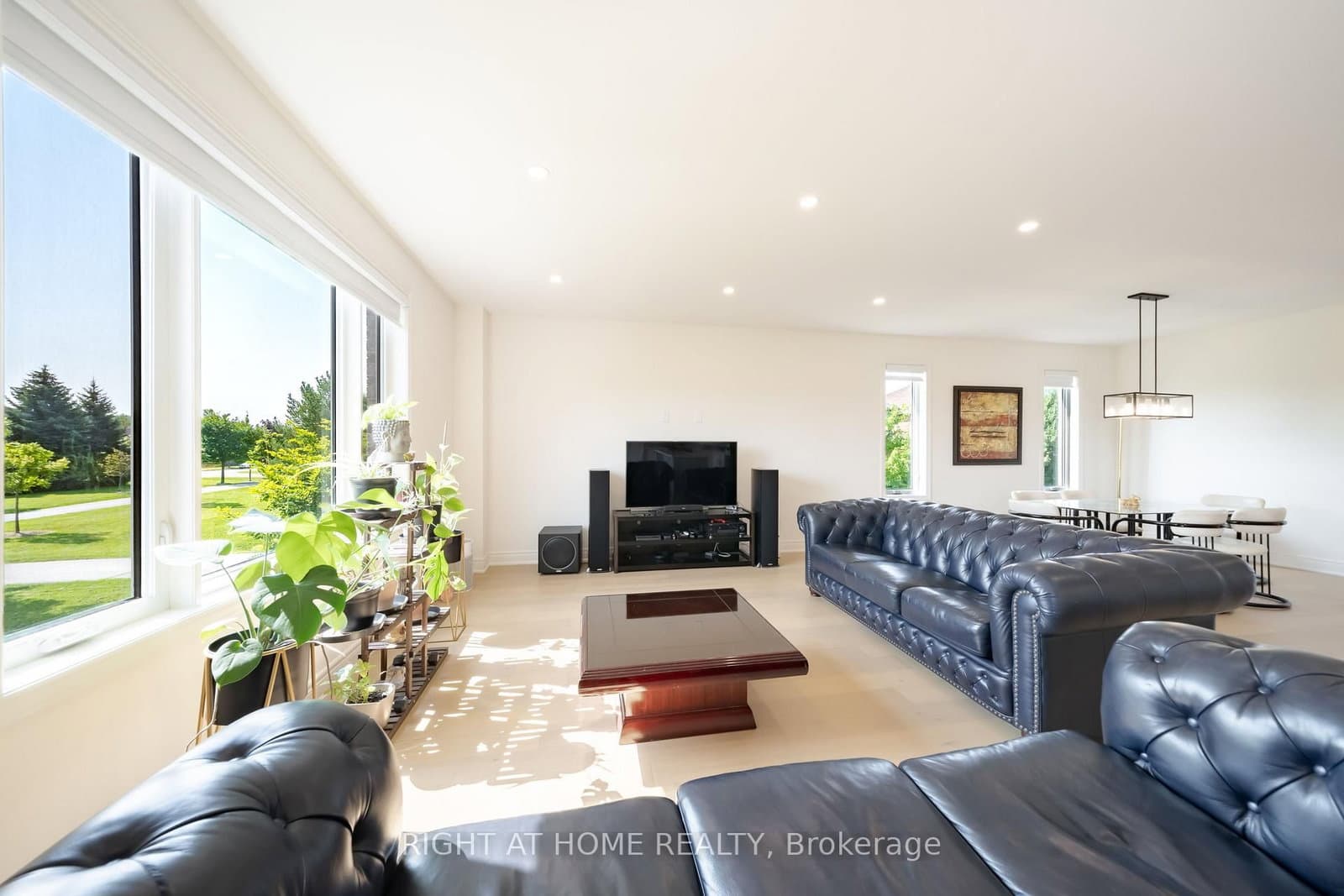 34 Hampshire Place thumbnail 10