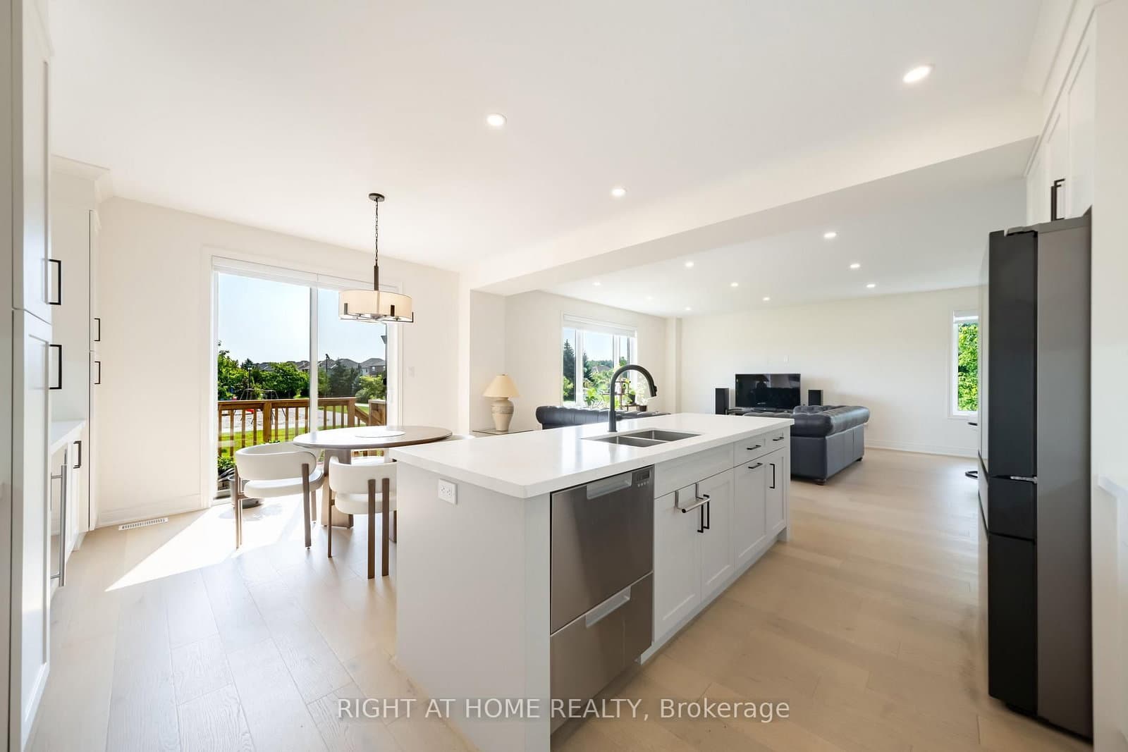 34 Hampshire Place thumbnail 19