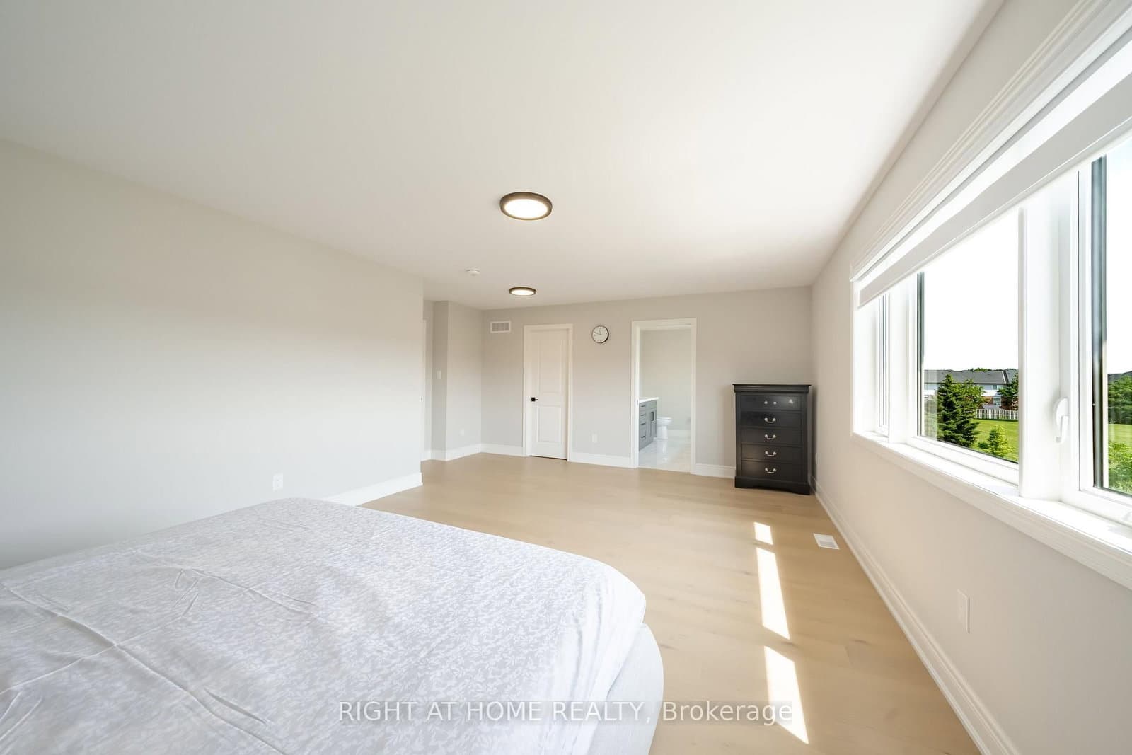 34 Hampshire Place thumbnail 31