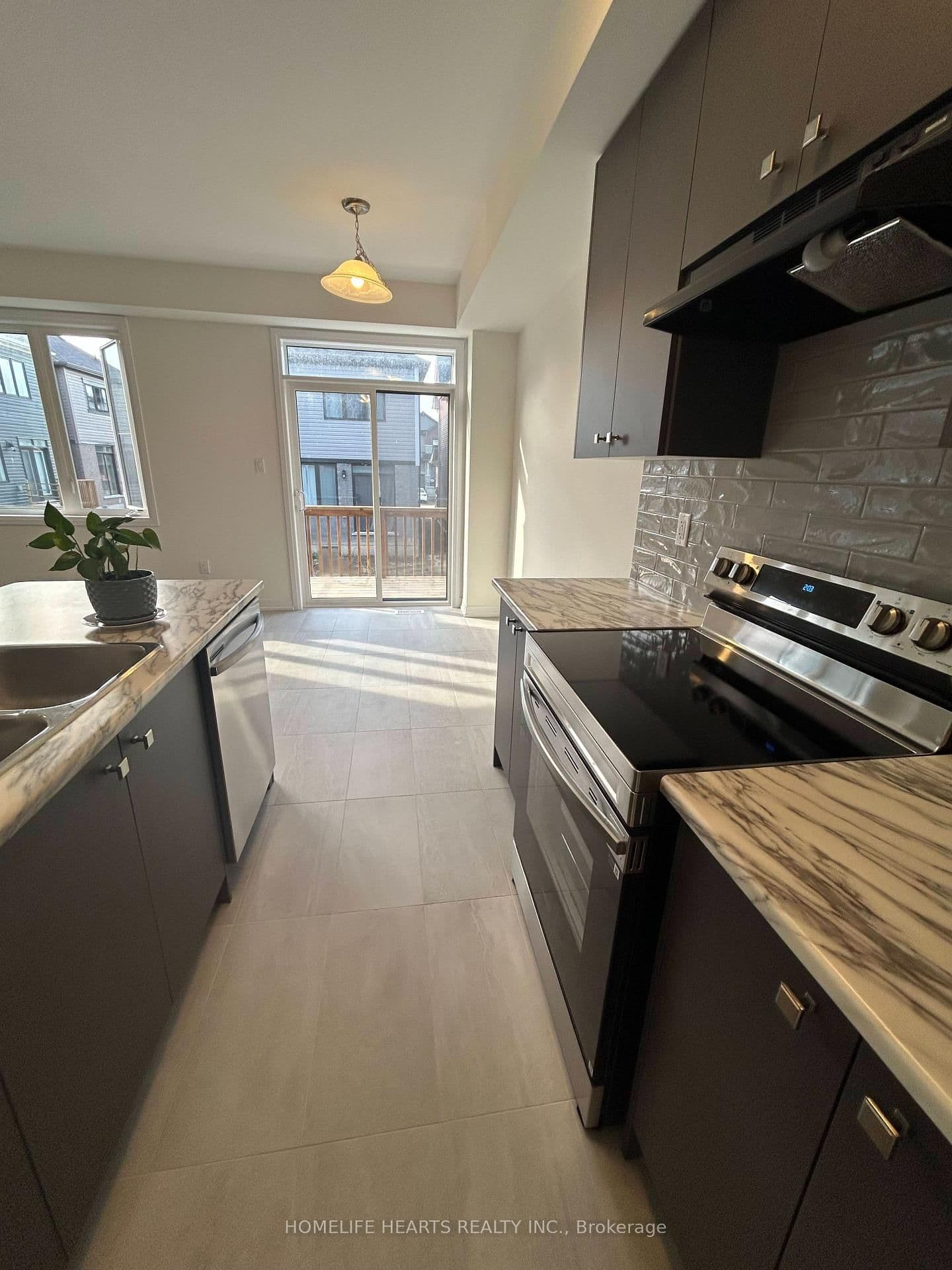 89 Brighton Lane thumbnail 17
