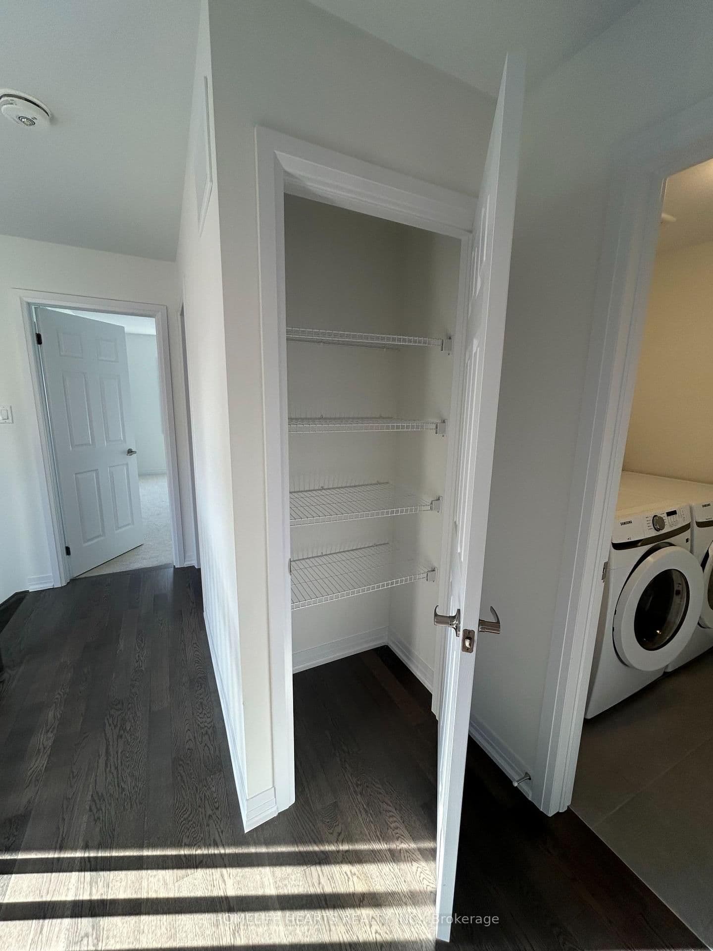 89 Brighton Lane thumbnail 43