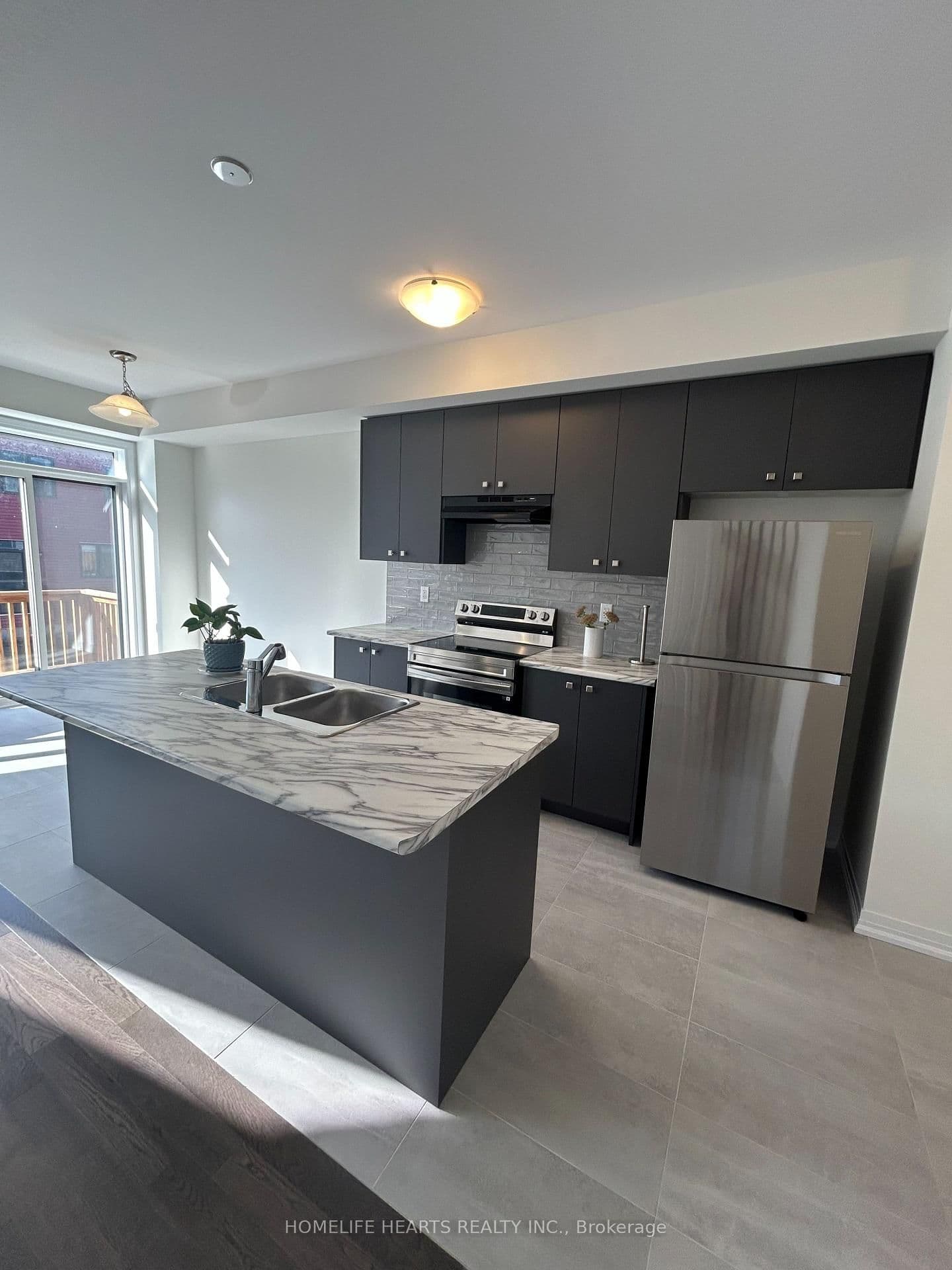 89 Brighton Lane thumbnail 8