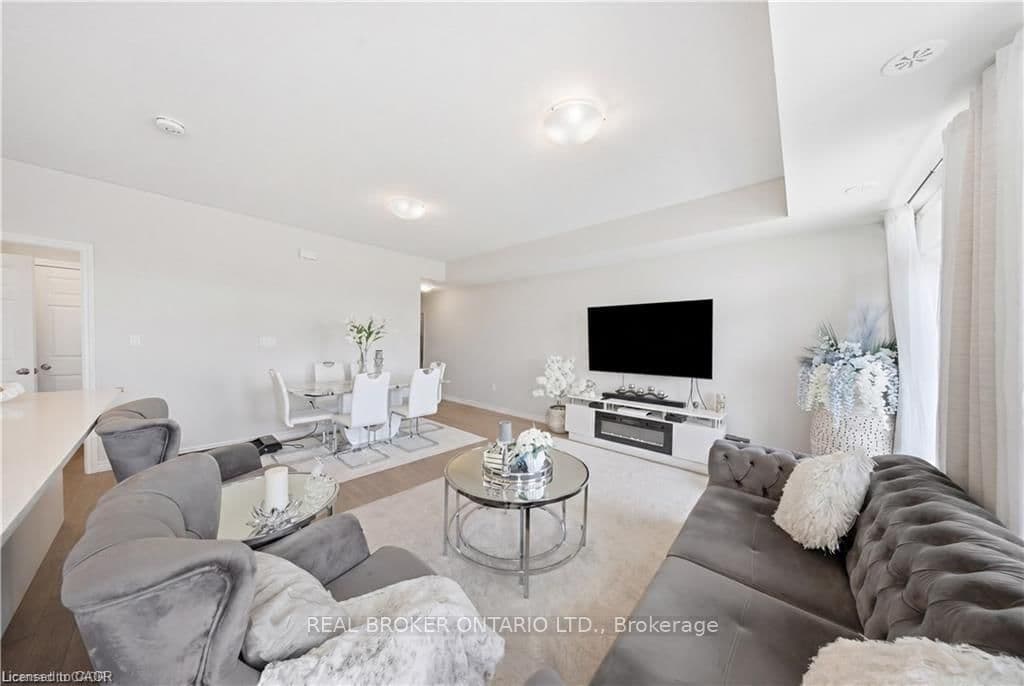 176 Wheat Lane, Unit 88 thumbnail 3
