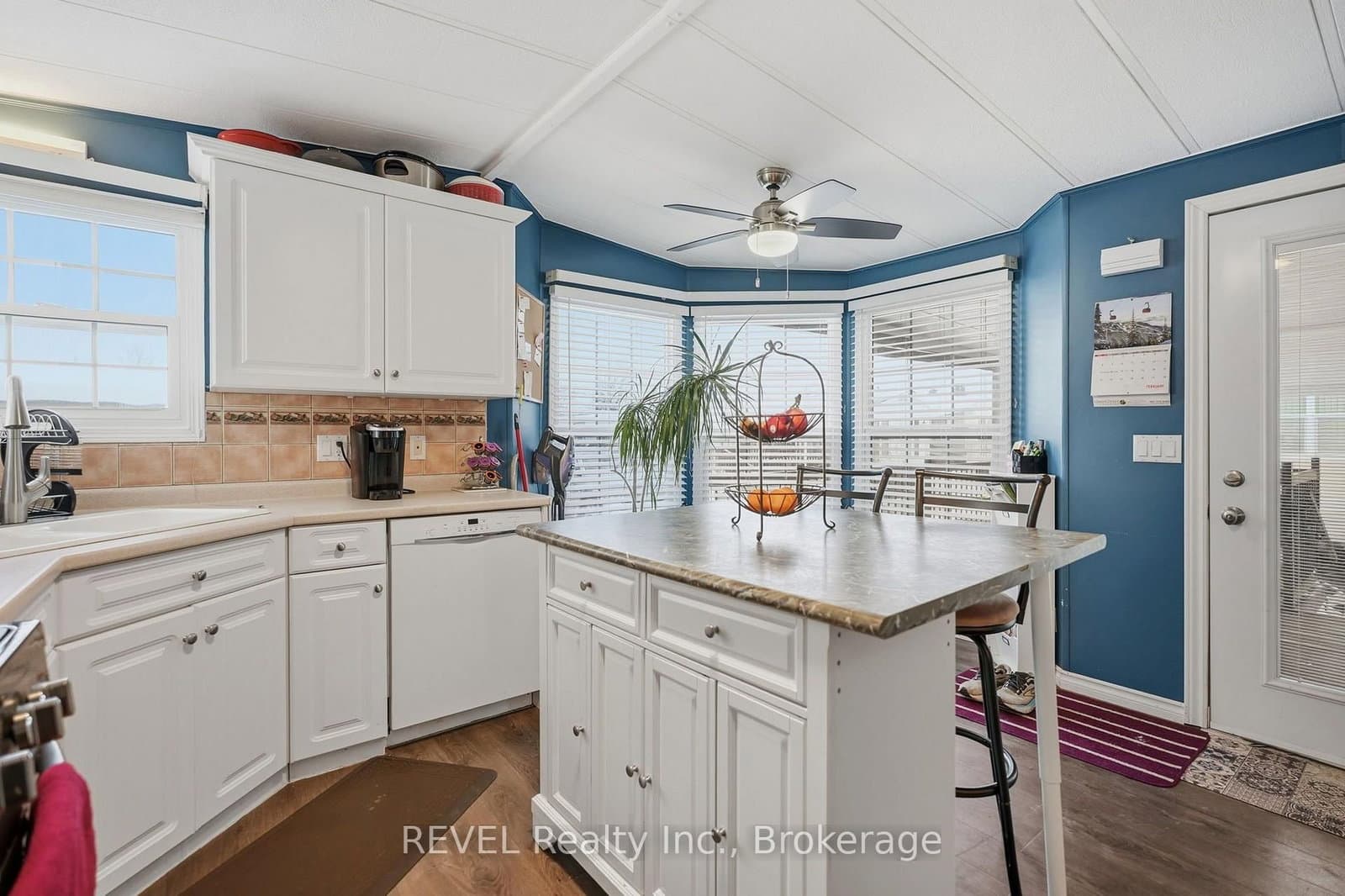 3033 Townline Road, Unit 128 thumbnail 8