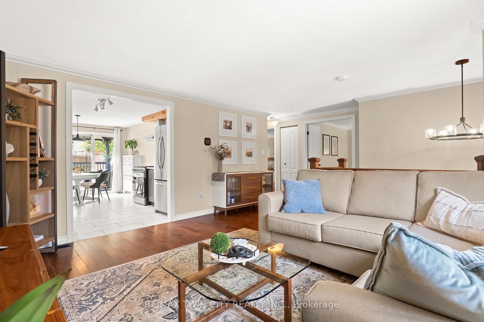 21 Golden Meadow Crescent thumbnail 8