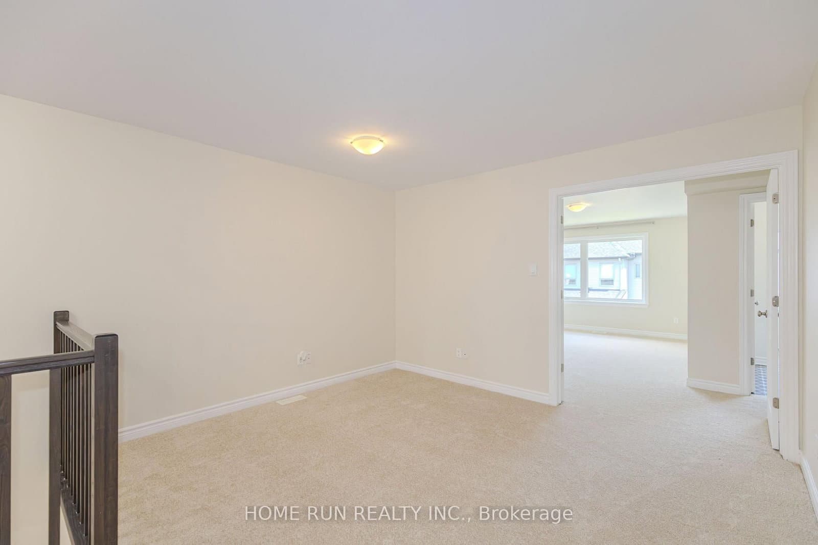 785 Cairn Crescent thumbnail 30