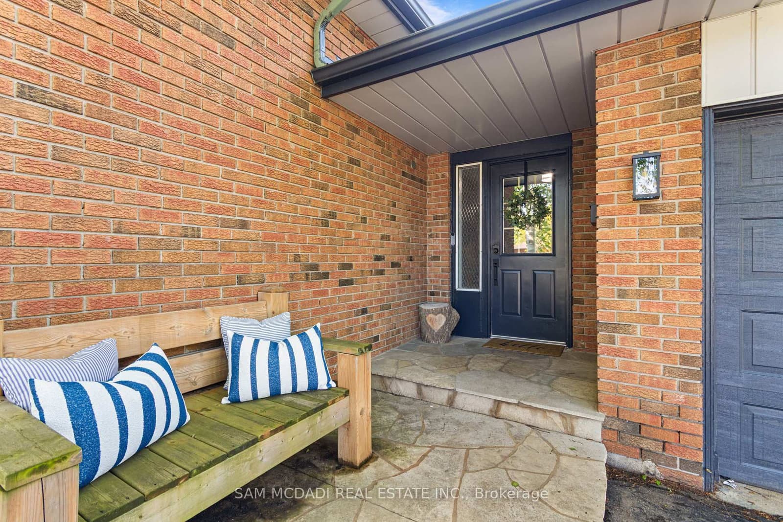 32 Milverton Close thumbnail 3