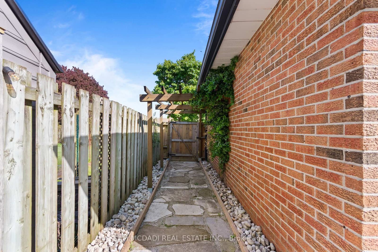 32 Milverton Close thumbnail 47