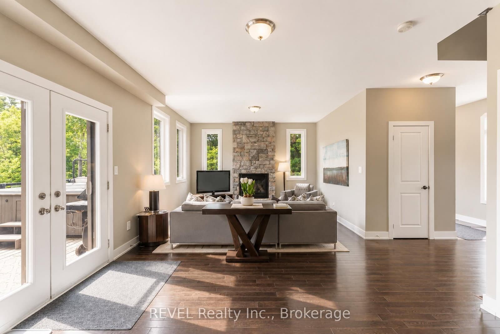 67 Rockmount Crescent thumbnail 6