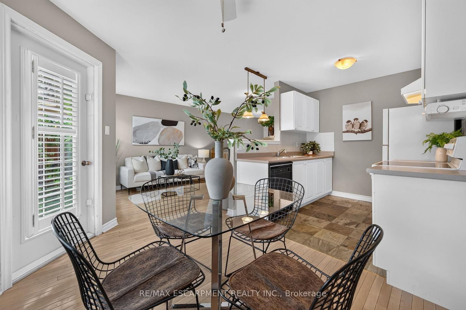 175 Fiddlers Green Road, Unit 9 thumbnail 10