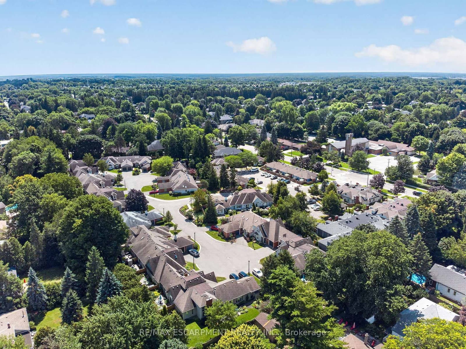 175 Fiddlers Green Road, Unit 9 thumbnail 35