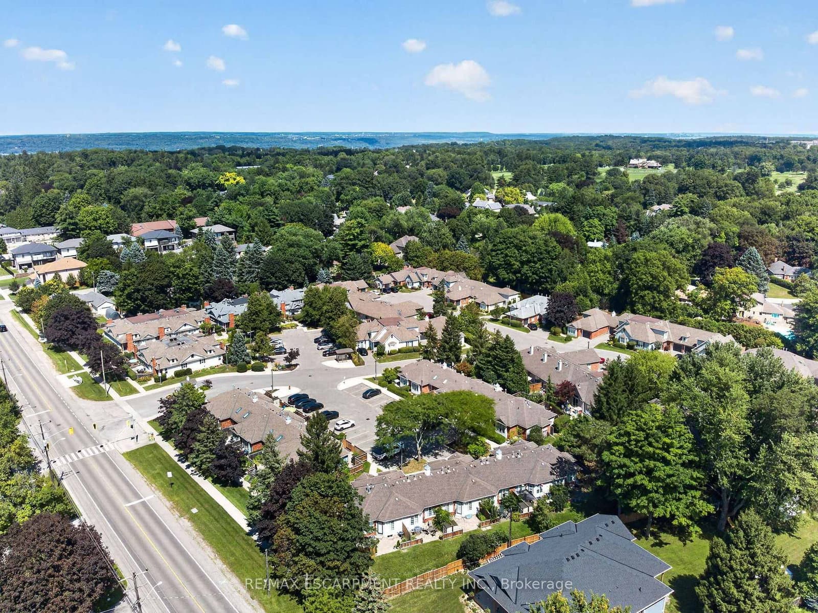 175 Fiddlers Green Road, Unit 9 thumbnail 36
