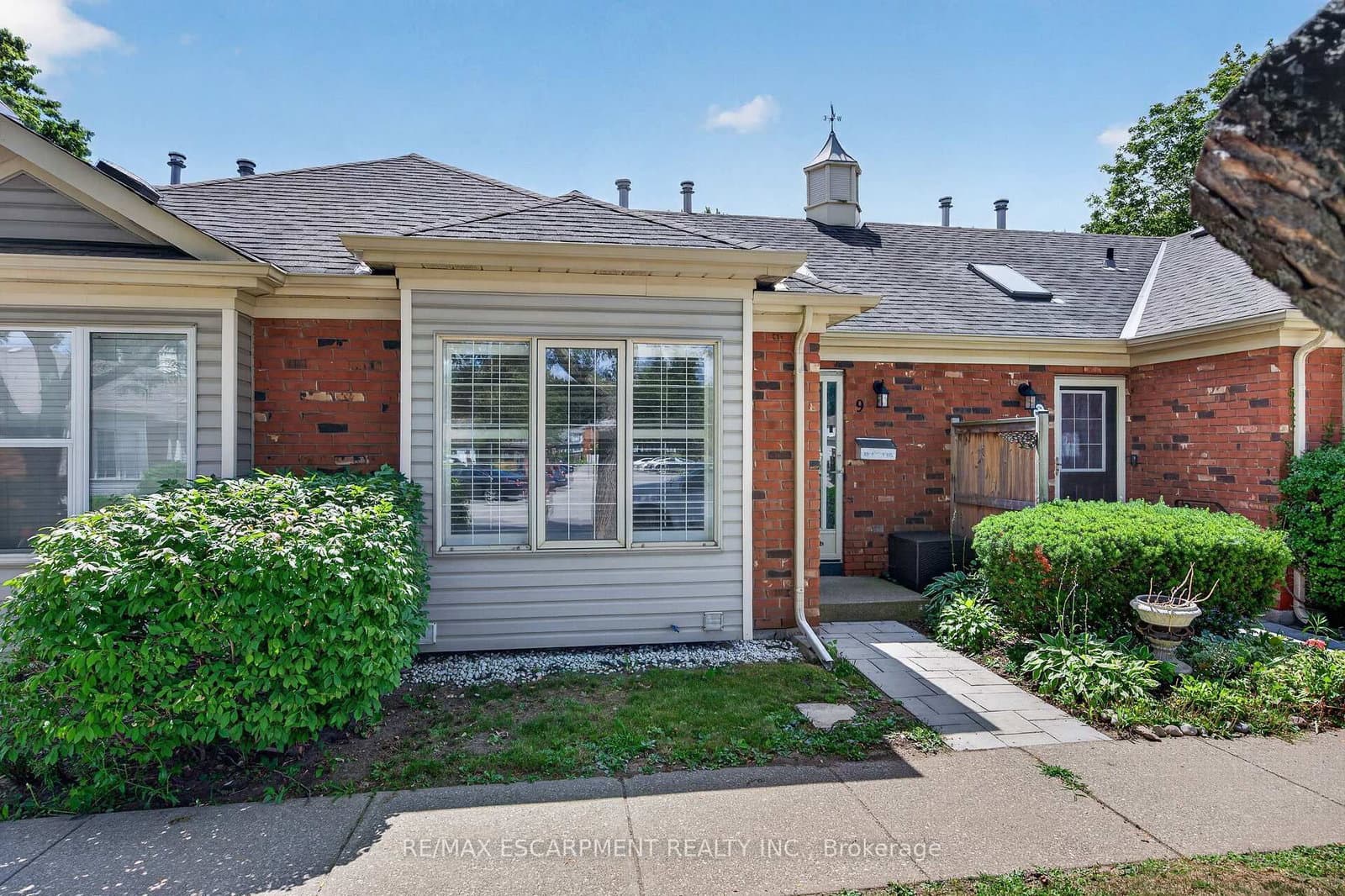 175 Fiddlers Green Road, Unit 9 thumbnail 41