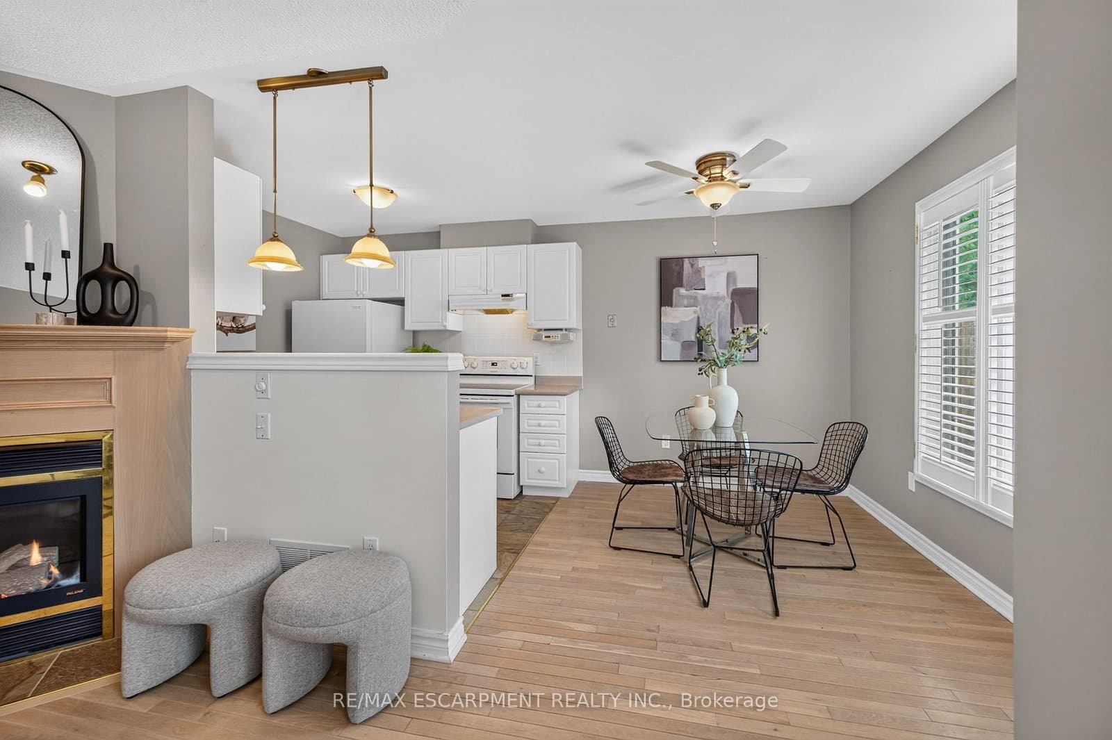 175 Fiddlers Green Road, Unit 9 thumbnail 7
