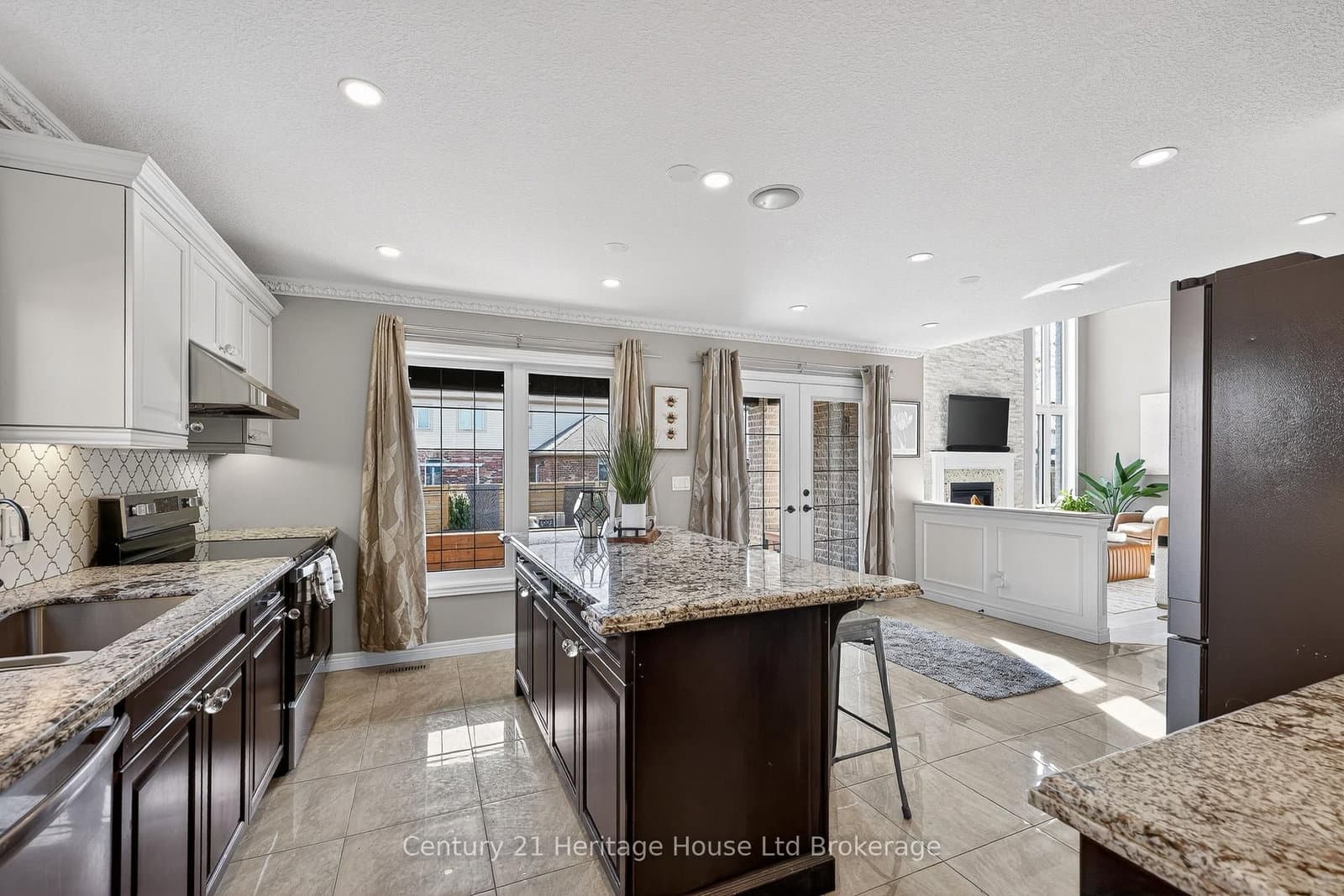 717 Normandy Drive thumbnail 15
