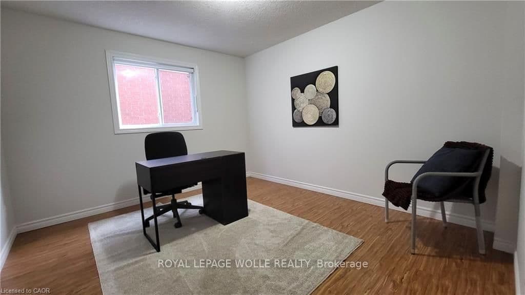 128 Udvari Crescent, Unit A thumbnail 13
