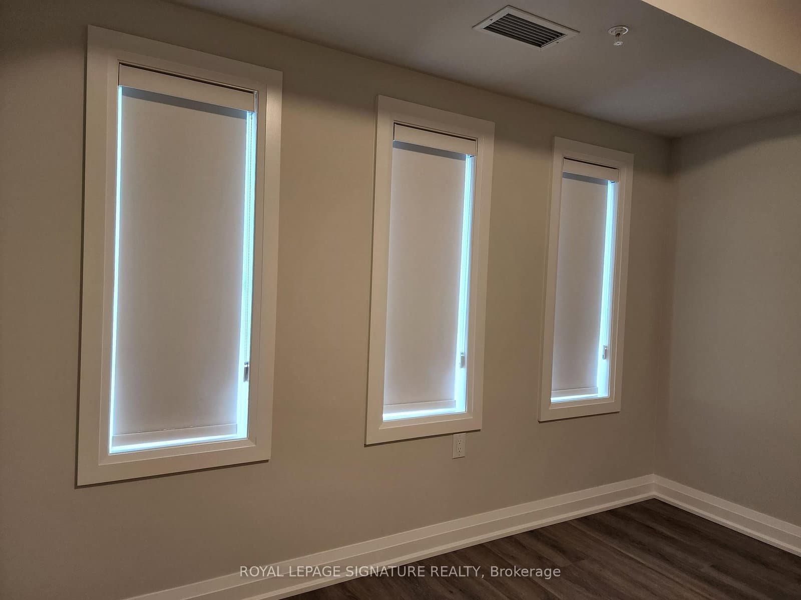 120 Summersides Boulevard, Unit 312 thumbnail 11