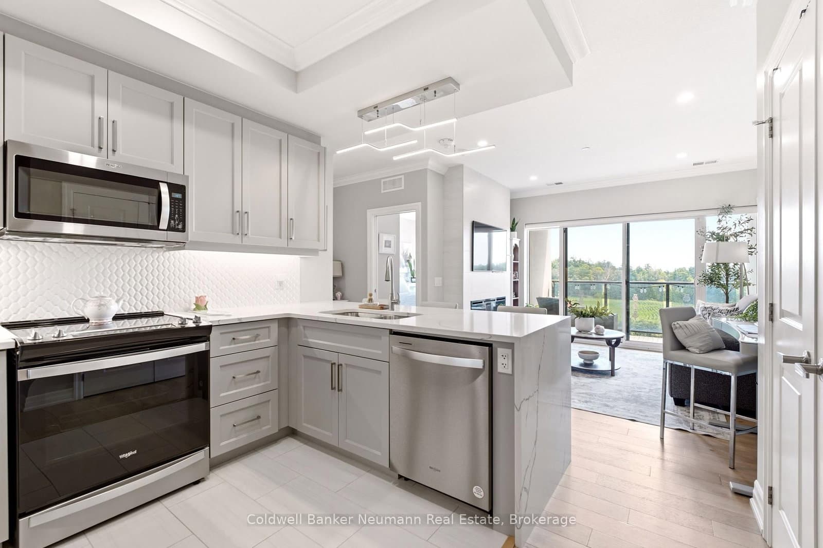 #401 - 1880 Gordon Street
