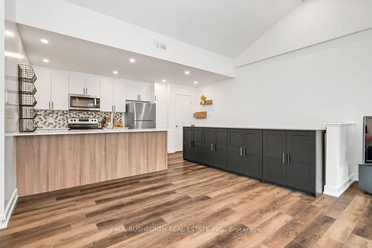 310 Tulum Crescent, Unit J thumbnail 8