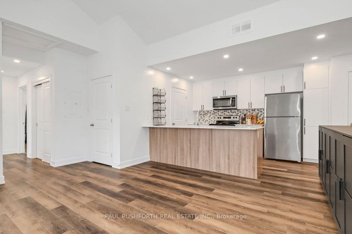 310 Tulum Crescent, Unit J thumbnail 9