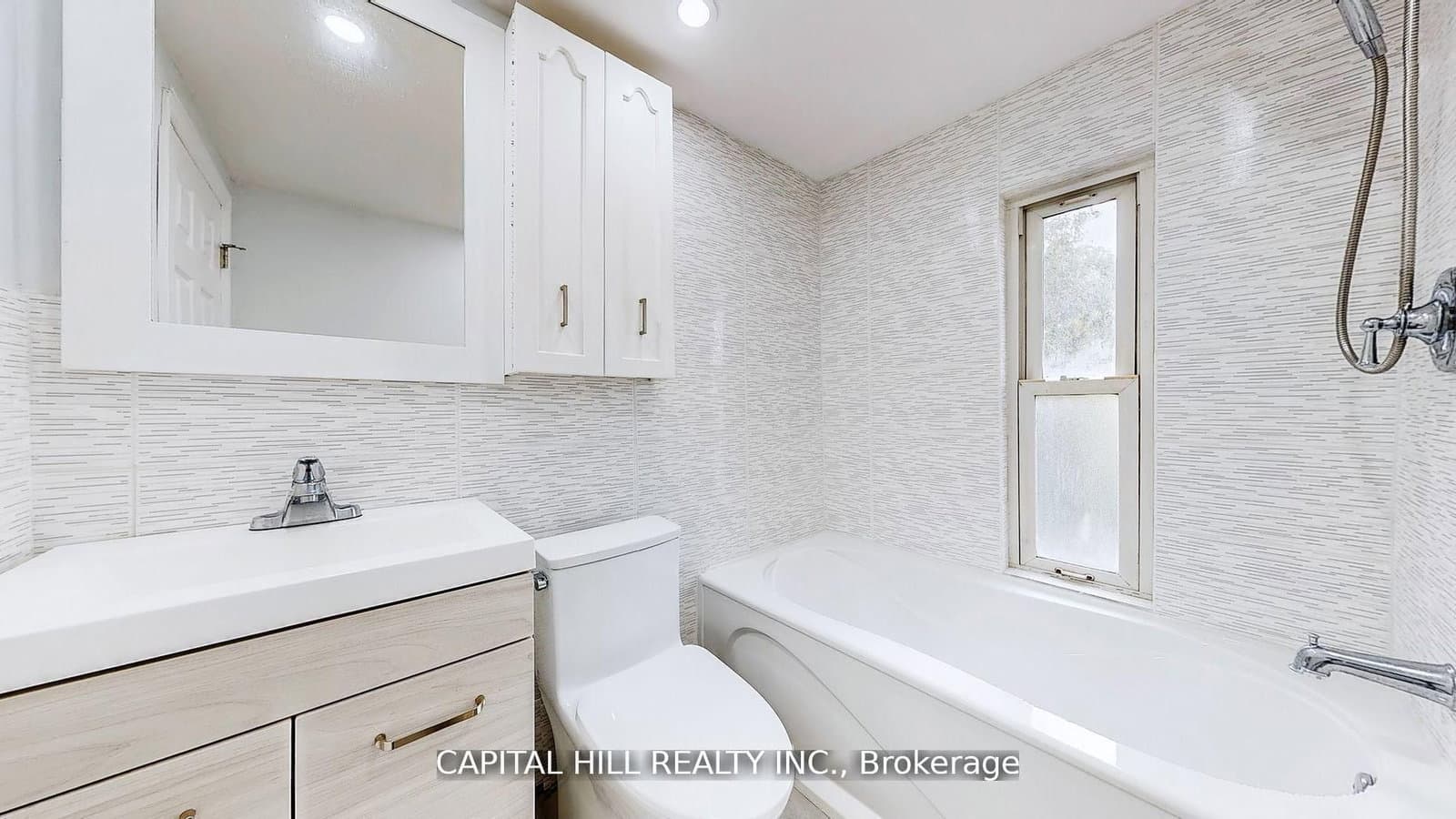 160 Picton Street E thumbnail 29