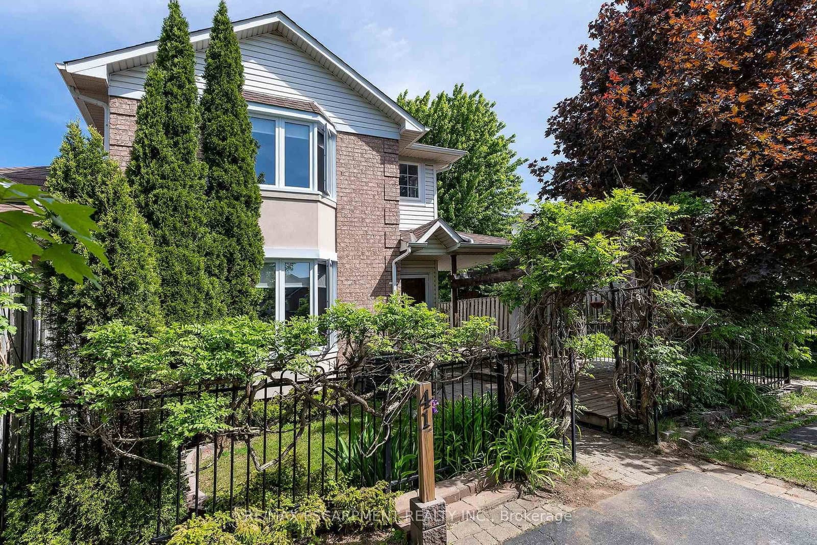 41 Valridge Drive thumbnail 2