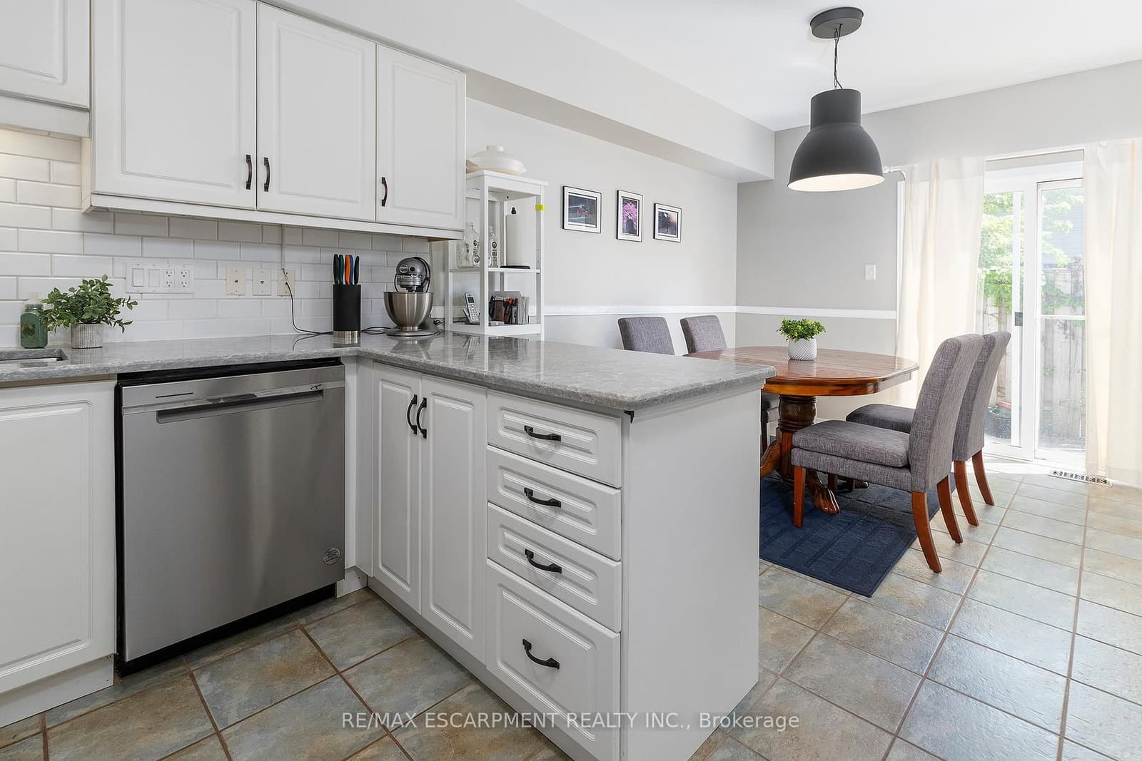 41 Valridge Drive thumbnail 9