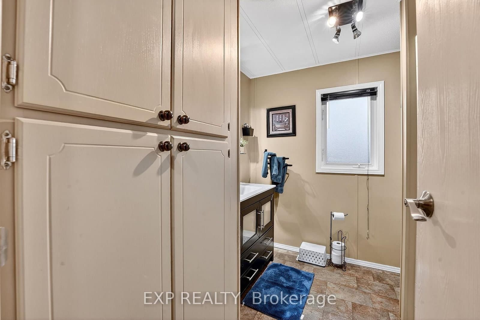 3033 Townline Road, Unit 308 thumbnail 23