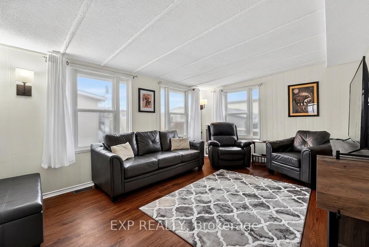 3033 Townline Road, Unit 308 thumbnail 5