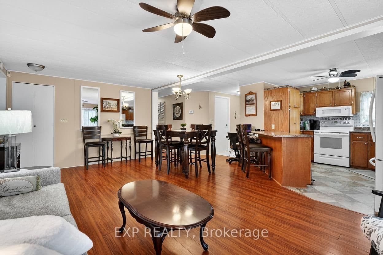 3033 Townline Road, Unit 308 thumbnail 9