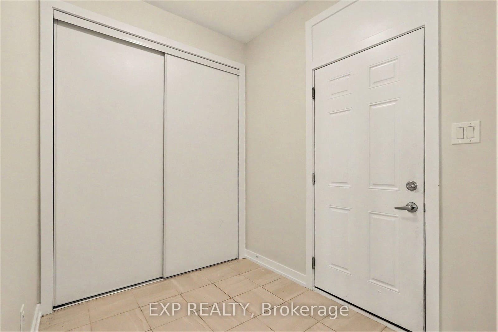 64 Hackamore Crescent thumbnail 5